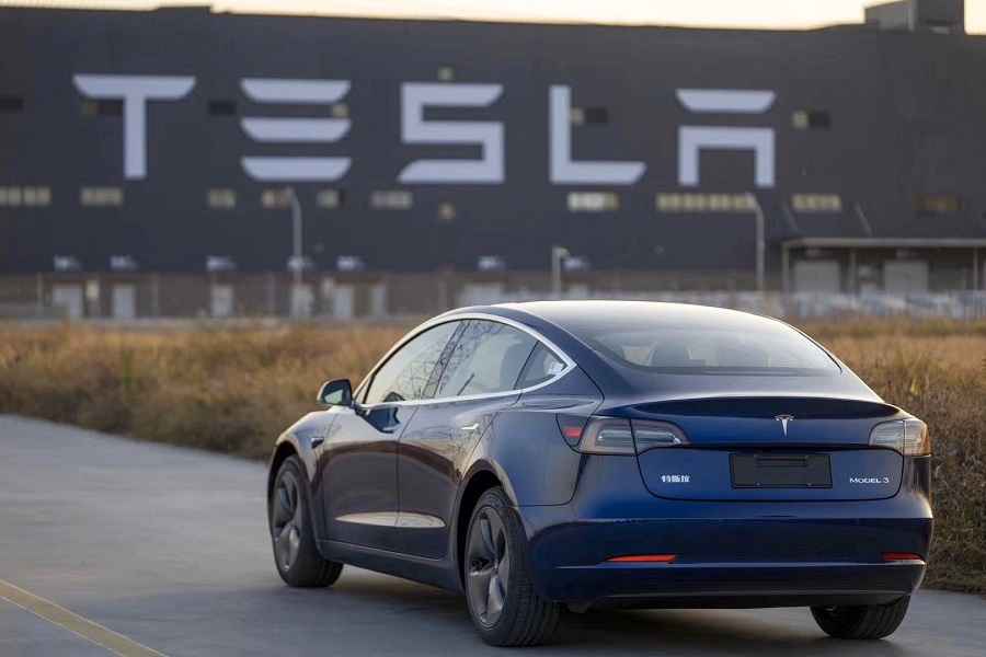 tesla-made-in-china-model-3