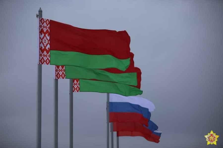 Подразделения вооруженных сил Беларуси и России приступили к боевому слаживанию на полигоне «Брестский» flag