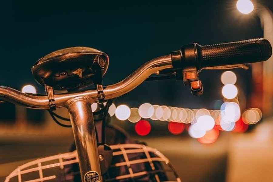 bicycle-g561b8bb1a_640