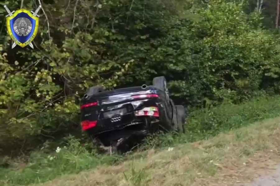 Под колёсами Audi Q7 погиб работник лесхоза, его коллега в больнице. Следователи устанавливают очевидцев l