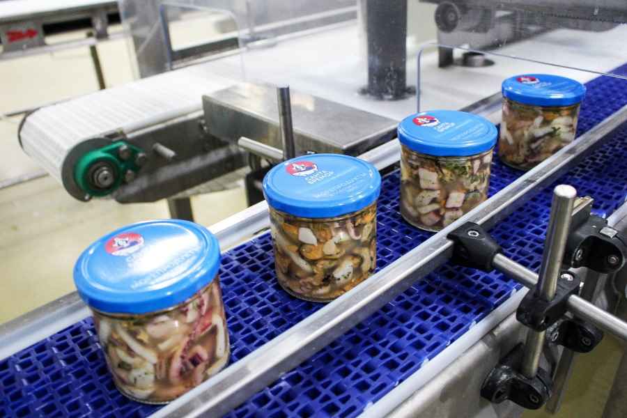 В Беларуси запустили производство морепродуктов в собственном соку s