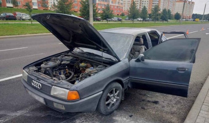 В Гродно угнали, а потом сожгли «Ауди» В Гродно угнали, а потом сожгли «Ауди»