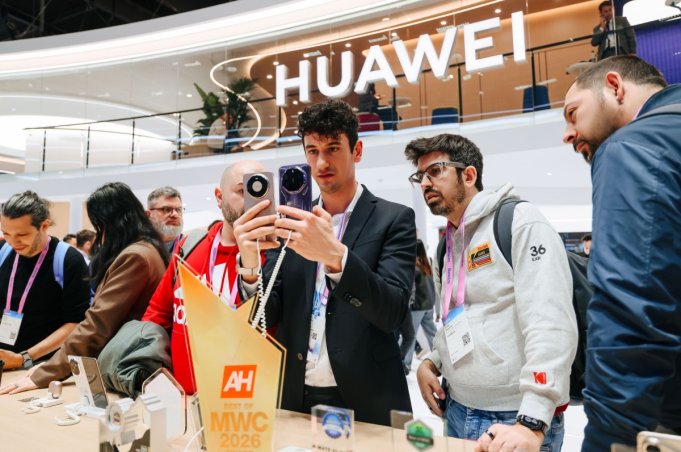 «Настоящее принадлежит вам»: чем впечатляет Huawei на выставке MWC 2026 в Барселоне «Настоящее принадлежит вам»: чем впечатляет Huawei на выставке MWC 2026 в Барселоне