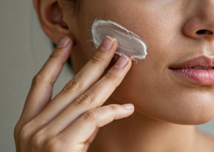 Тонер, флюид и крем: как выбрать необходимый уход для кожи