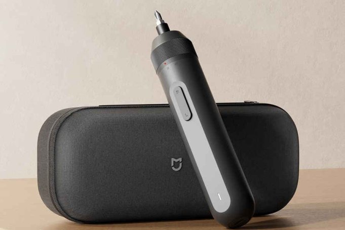 Xiaomi представила электрическую отвертку за $15, она закручивает 600 винтов на одном заряде Xiaomi представила электрическую отвертку за $15, она закручивает 600 винтов на одном заряде