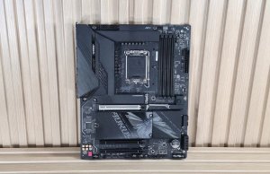 Обзор материнской платы Gigabyte Z890 Aorus Elite Wifi7 Plus: функциональность и доступность Обзор материнской платы Gigabyte Z890 Aorus Elite Wifi7 Plus: функциональность и доступность