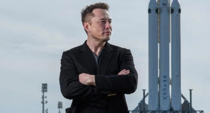 Илон Маск стал первым в мире триллионером благодаря IPO SpaceX