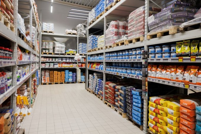 В ОМА проводят распродажи и продают товары по Халве на 20 месяцев В ОМА проводят распродажи и продают товары по Халве на 20 месяцев